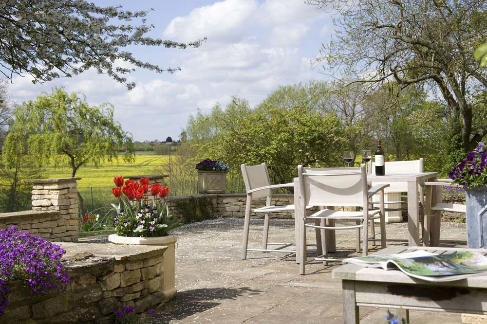 The Old Manor House Bed and Breakfast Halford  Eksteriør billede
